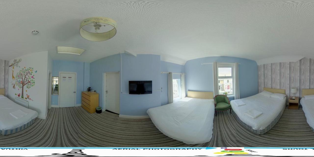 The Holmlea Hotel Blackpool Eksteriør billede